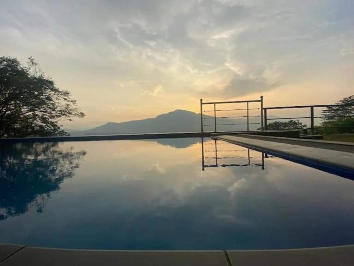 Terrace Cinnamon View Ratnapura Extérieur photo