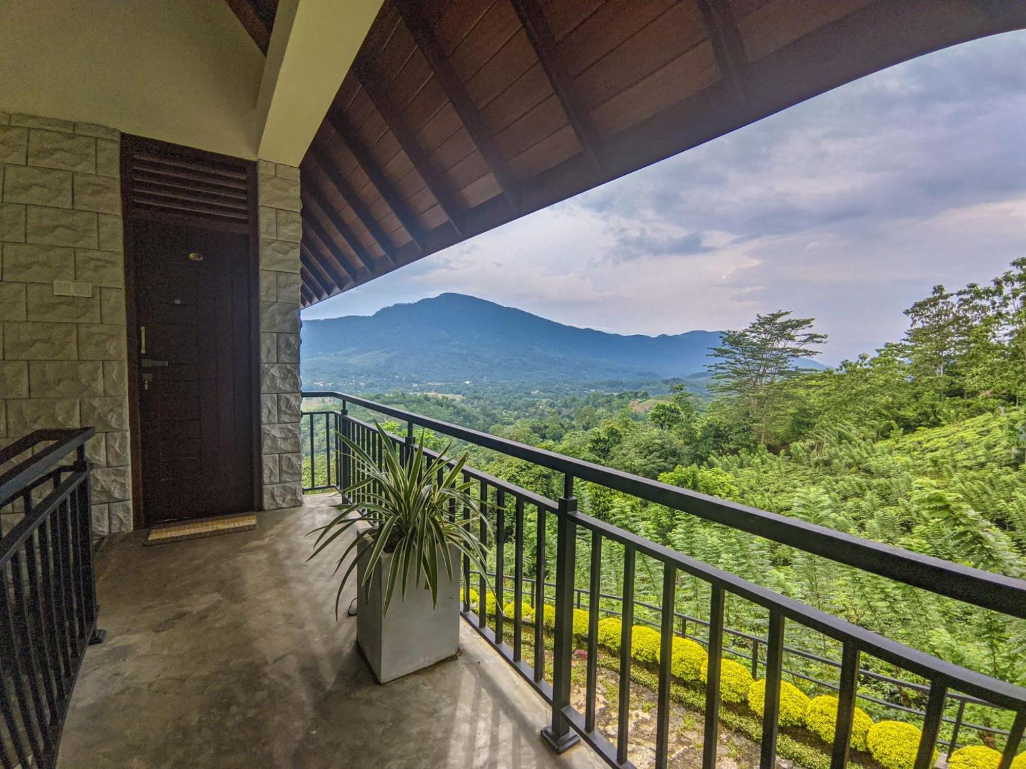 Terrace Cinnamon View Ratnapura Extérieur photo